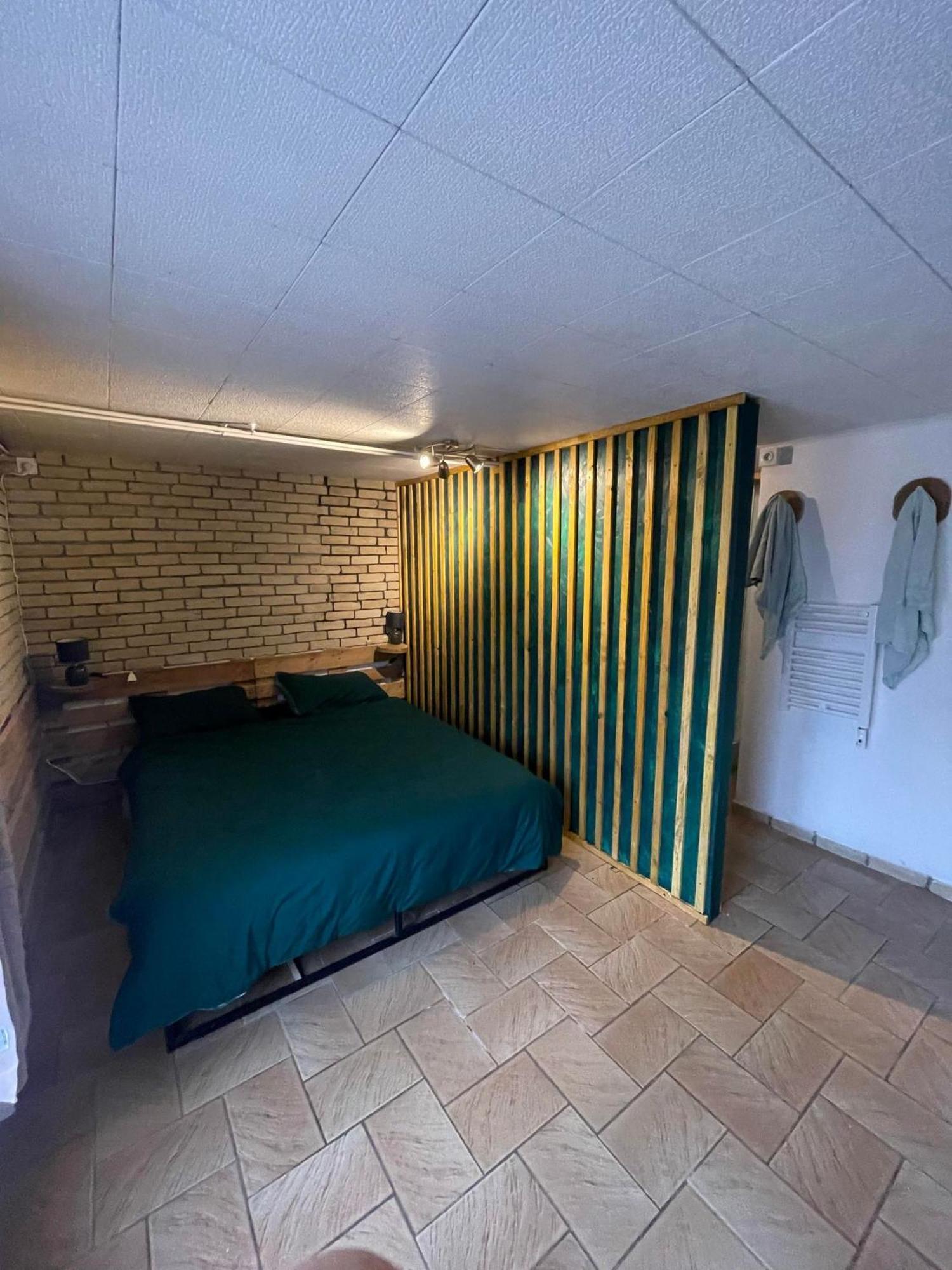 Le Ranch - Chambres Privees - Proche Centre Ville Reims Esterno foto
