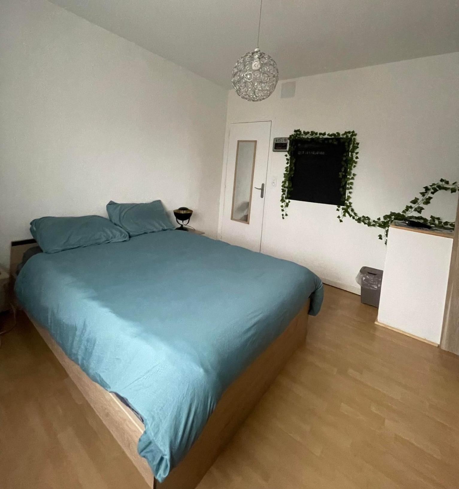 Le Ranch - Chambres Privees - Proche Centre Ville Reims Esterno foto